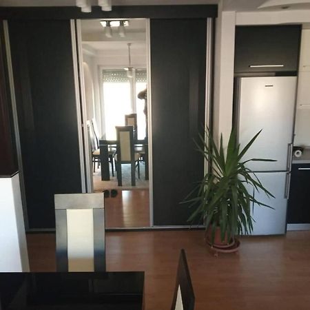 Brand New Apt In City Center Bitola Esterno foto