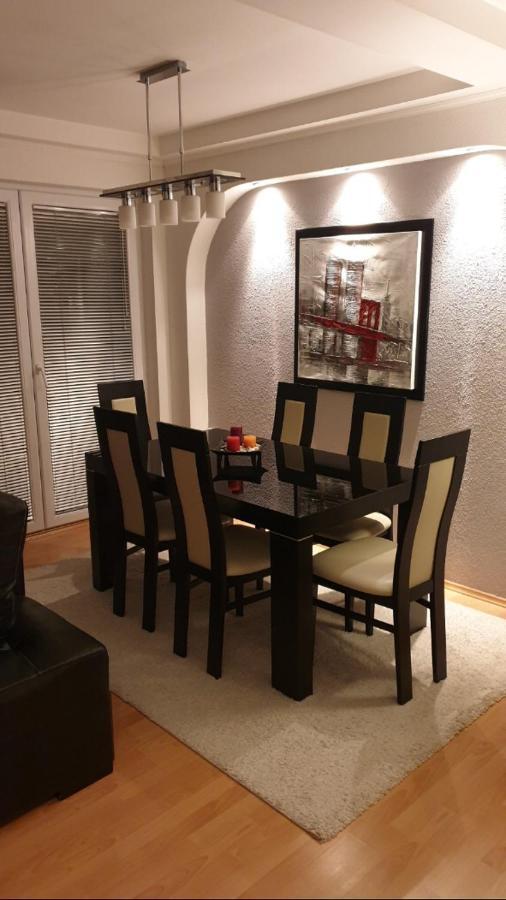 Brand New Apt In City Center Bitola Esterno foto